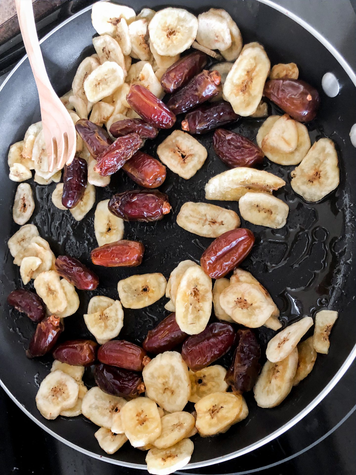 bananas + dates